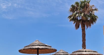 Spacious Studio at Estrela Da Luz, pools, indoor spa and gym.