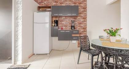 Fabulous 2-bedroom house with AC in charming Americana