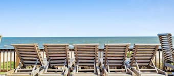 Beachfront, Heated Pool, Hot Tub, Lift, Putt Putt, Pet Friendly, Sleeps 24