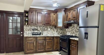¡Preciosa casa 3 camas 1 baño súper ubicada! - Facturamos