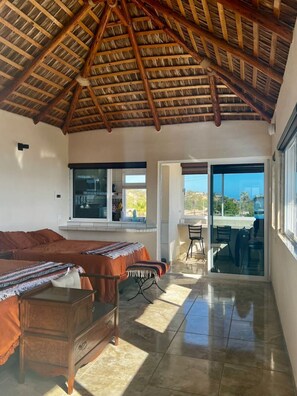 1 bedroom, desk, WiFi, bed sheets