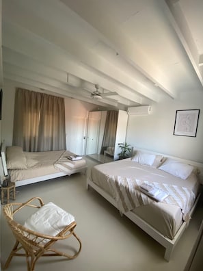 2 bedrooms, iron/ironing board, bed sheets