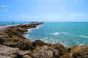 Beach towels - *New Min to Beaches*Mins To HCA Hospital*King Bed* (Fort Pierce)