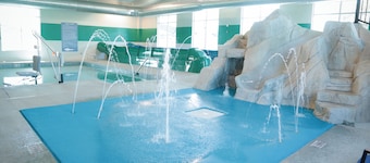 Splash Canyon Hotel