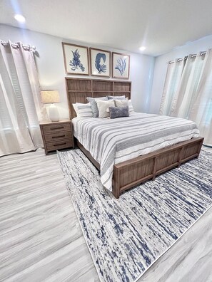 3 bedrooms, WiFi, bed sheets, wheelchair access