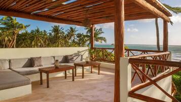 Villa Deluxe - 5 sovrum - luftkonditionering - utsikt mot stranden | Terrass/Patio