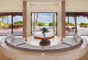 Deluxe Villa, 5 Bedrooms, Air conditioning, Beach View | Living area - Villa 5br Beachfront TULUM -Sian Kaan (Tulum)