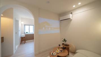 Family Suite | Living area