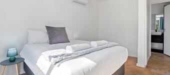 Ellis Park Drive 87 - Cinco Habitaciones Casa, Capacidad 10