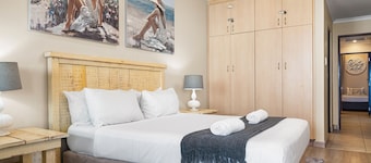 Bali Hai 103 - Three Bedroom Apartment, Sleeps 6