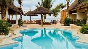 View from property - Moya Beach Hotel (Marumbi)