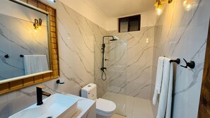 Deluxe Double Room, Balcony, Ocean View | Bathroom | Hair dryer, slippers, towels, soap