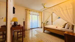 Double Room, Balcony, Partial Ocean View | Desk, iron/ironing board, free WiFi