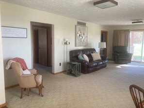 Smart TV, fireplace, DVD player, table football