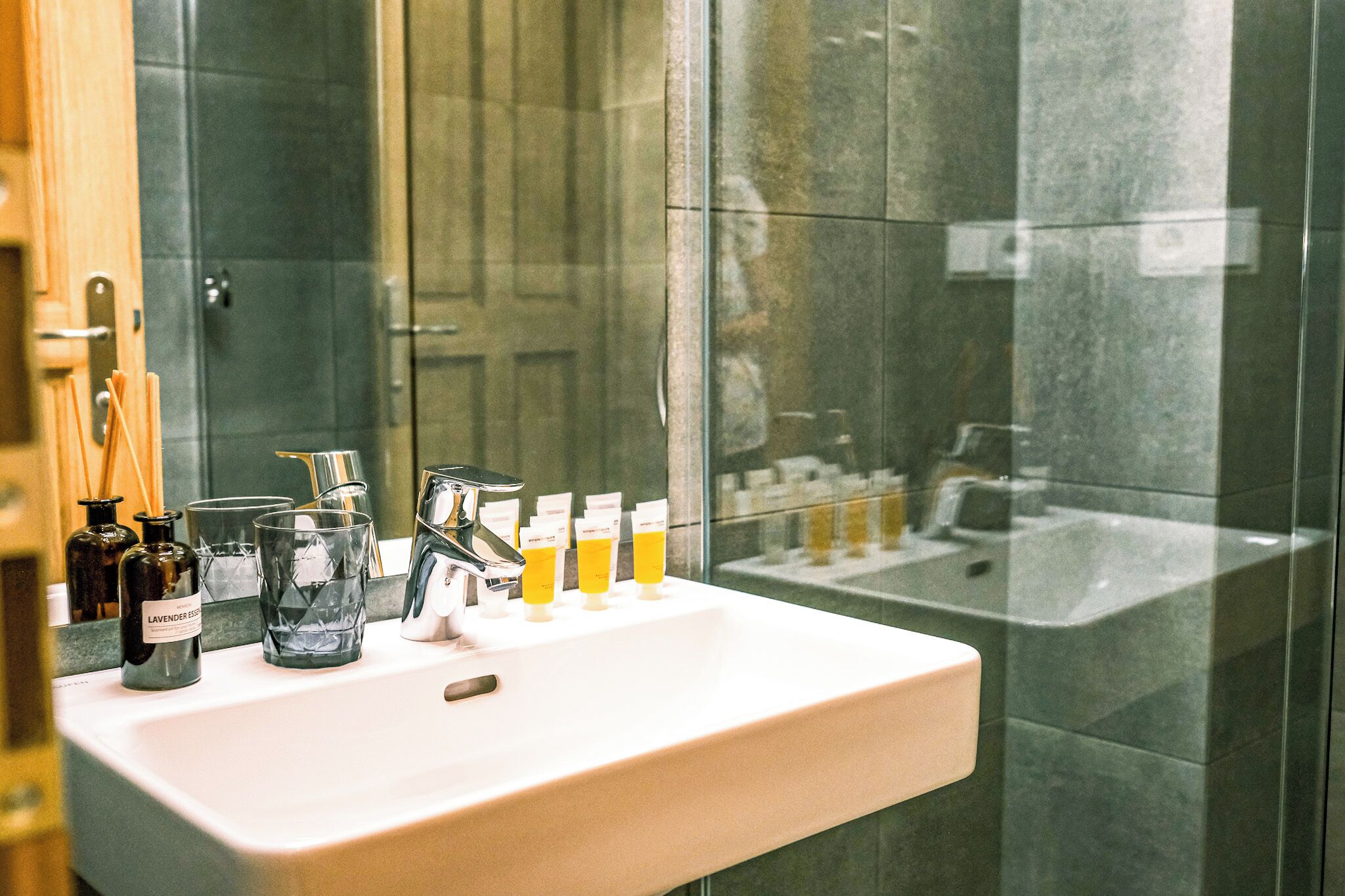 Shower, towels, soap, toilet paper