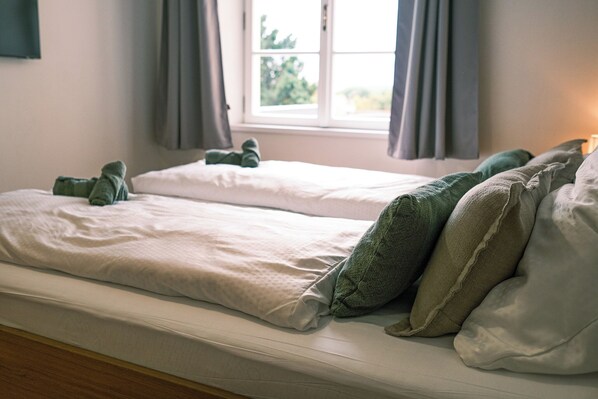 1 chambre, accès Internet, draps fournis