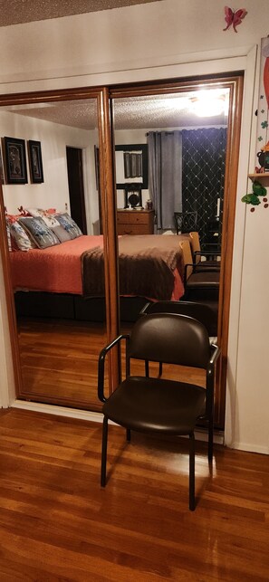 1 bedroom, Internet, bed sheets