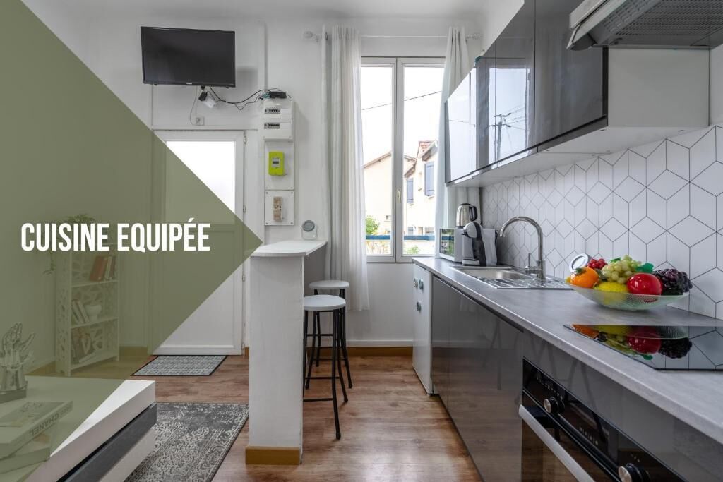 Microwave, oven, stovetop