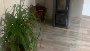 Uklassifisert bilde, 2 av 8, knapp