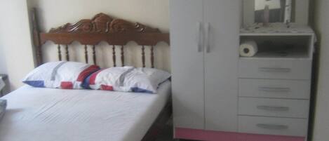 3 chambres, Wi-Fi gratuit, draps fournis