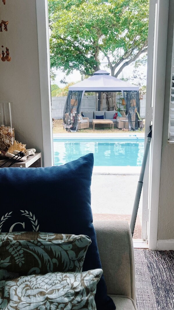 Pool - Chula Vista “beautiful view” Cottage (Fort Lauderdale)