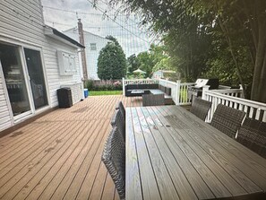 Outdoor dining - Ryder Cup House. Updated 4 BR home Located in Bethpage 1 mile from Golf course. (Bethpage)