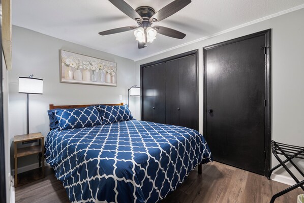 1 bedroom, iron/ironing board, WiFi, bed sheets
