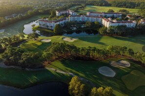 Golf - Halloween Get Away! 2-bedroom villa at Grande Vista resort close to theme parks! (Orlando)