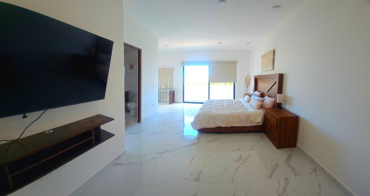 Deluxe huis, balkon, uitzicht op binnenplaats | Lakens van Egyptisch katoen, luxe beddengoed, donzen dekbedden