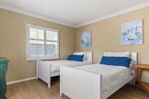 House (Multiple Bedrooms) | Interior