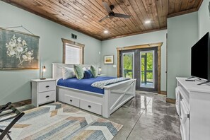 4 chambres, fer et planche à repasser, Wi-Fi, draps fournis