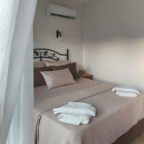 1 bedroom, desk, free WiFi, bed sheets - Peaceful Sea & Nature View at Kalkan Seaside "402" (Antalya)