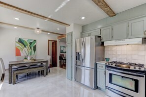 Microwave, oven, stovetop, dishwasher