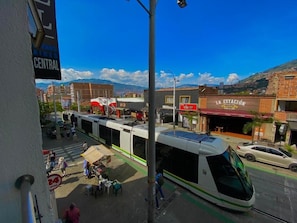 Deluxe Suite, City View