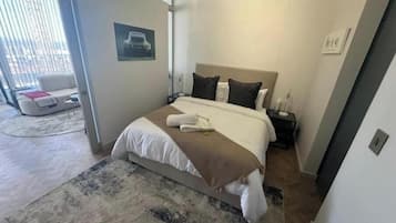 1 bedroom, internet, bed sheets