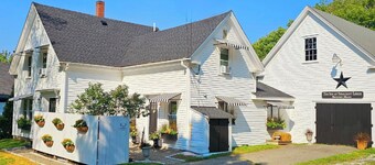 Monhegan Suite in the Inn at Starlight Lodge