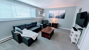 TV - 2 Bed w/Garage Cardinal West Extended Stay (West Fargo)