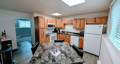 2 Bed w/Garage Cardinal West Extended Stay