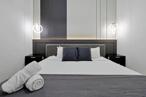 12 bedrooms, iron/ironing board, travel crib, free WiFi