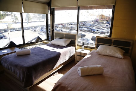 Wifi gratis y ropa de cama