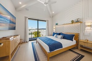 6 bedrooms, iron/ironing board, free WiFi, bed sheets