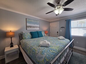 1 bedroom, iron/ironing board, internet, bed sheets