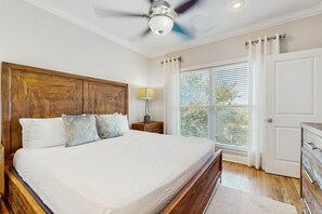 4 bedrooms, Internet, bed sheets