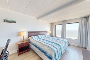 2 bedrooms, internet, bed sheets, wheelchair access