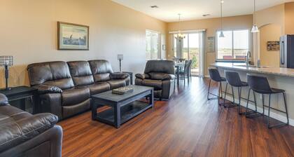 7 Mi to Watson Lake: Prescott Valley Home w/ Patio