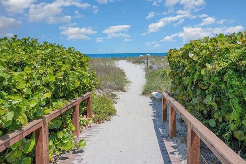 Steps to Sand! Ground-Floor 2BR by Pool