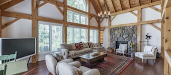 Unique 4 bed 5 bath cottage with 3 bed 2 bath guest cottage on Lake Muskoka