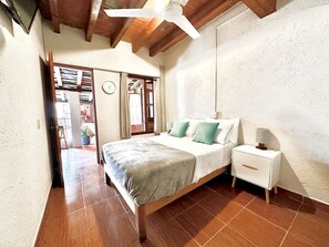 1 Schlafzimmer, Schreibtisch, Bügeleisen/Bügelbrett, WLAN