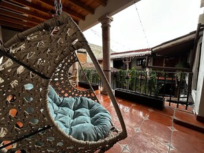 Terrace/patio - Hotel Room, one block from the Lake centr 4 (Valle de Bravo)