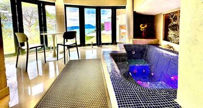 Depa Jacuzzi Cascade Lake View. Pool 5